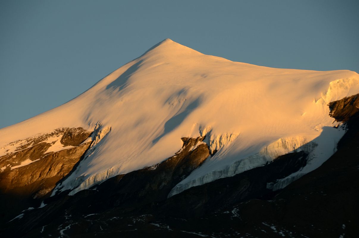 09 Mount Hongde Close Up At Sunrise From Camp At 5092m In Hidden Valley Around Dhaulagiri 